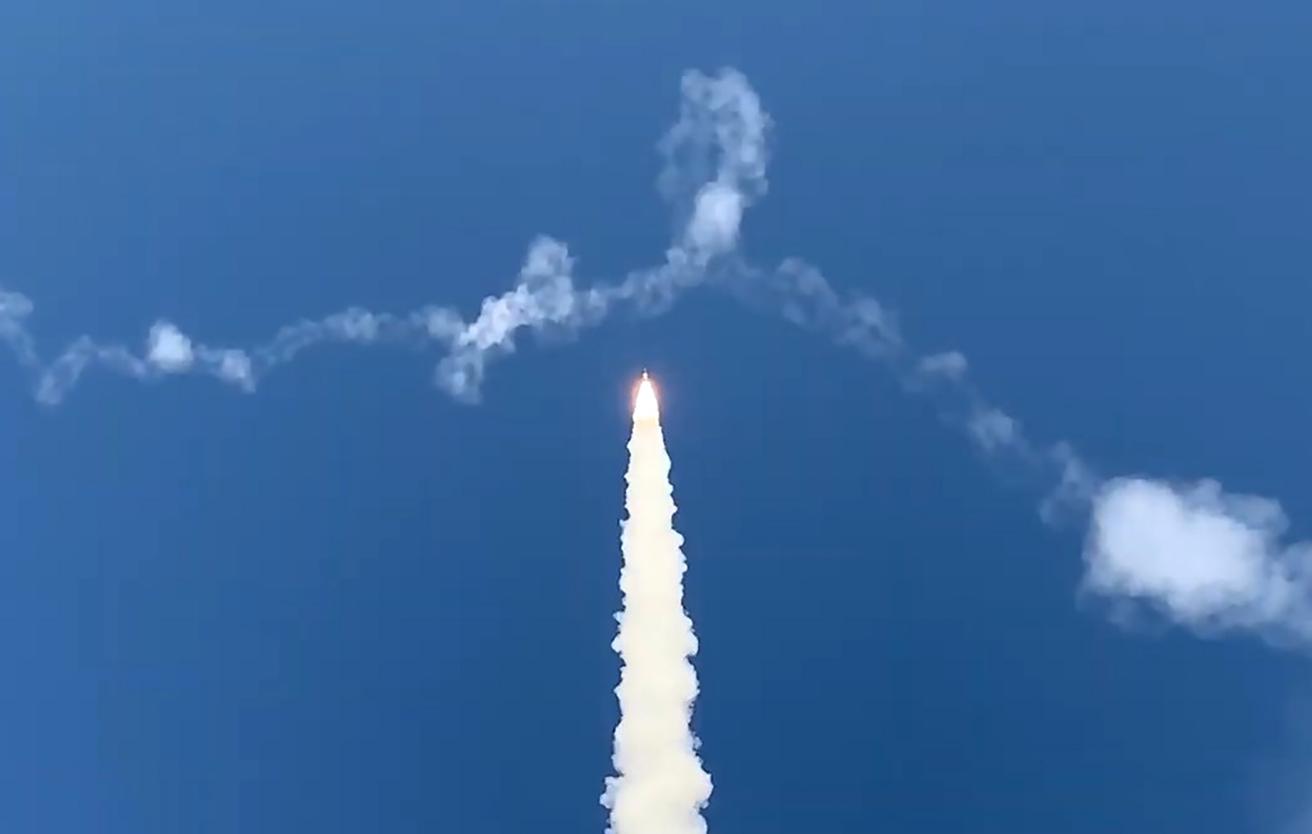 151 беспилотник сбили в ночь на 12 октября над Черным морем, Крымом и еще 10-ю регионами РФ