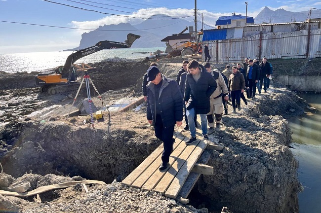 Когда завершится реконструкция набережной Коктебеля