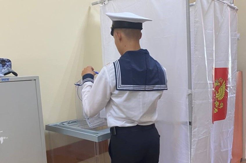 Более 9800 человек приняли участие в четвертом дне досрочного голосования в Севастополе