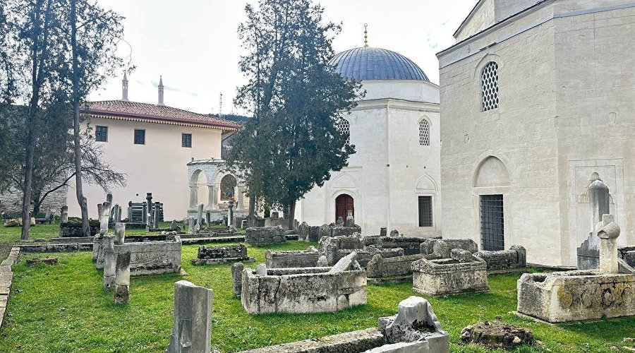 В Ханском дворце Бахчисарая временно перенесли вход для туристов