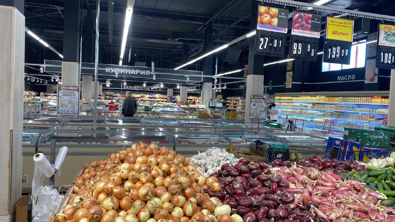 В Севастополе подорожали все виды мяса, рыба, яйца и некоторые овощи, но подешевели сыры, пшено, лук, капуста и огурцы (СРАВНЕНИЕ в ТАБЛИЦАХ)