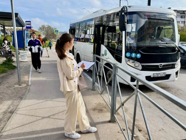 Севастопольцы пожаловались на вечернюю работу маршрута № 16