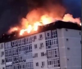 Из горящего дома в Анапе эвакуировали 440 человек - что известно о пожаре