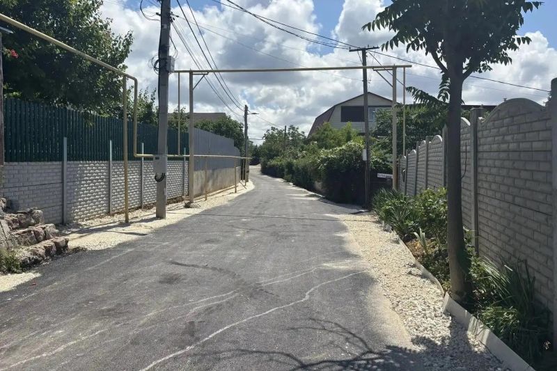 После вмешательства прокуратуры Севастополя на улице 5-й Равелинной отремонтировали дорогу