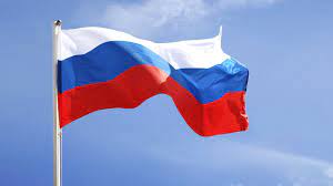 Детсады, вузы и колледжи могут обязать вывешивать флаг России