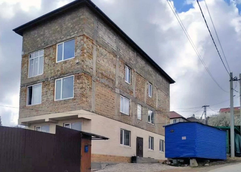 Пара севастопольцев похитила 2,6 млн рублей под предлогом продажи квартир в строящемся доме