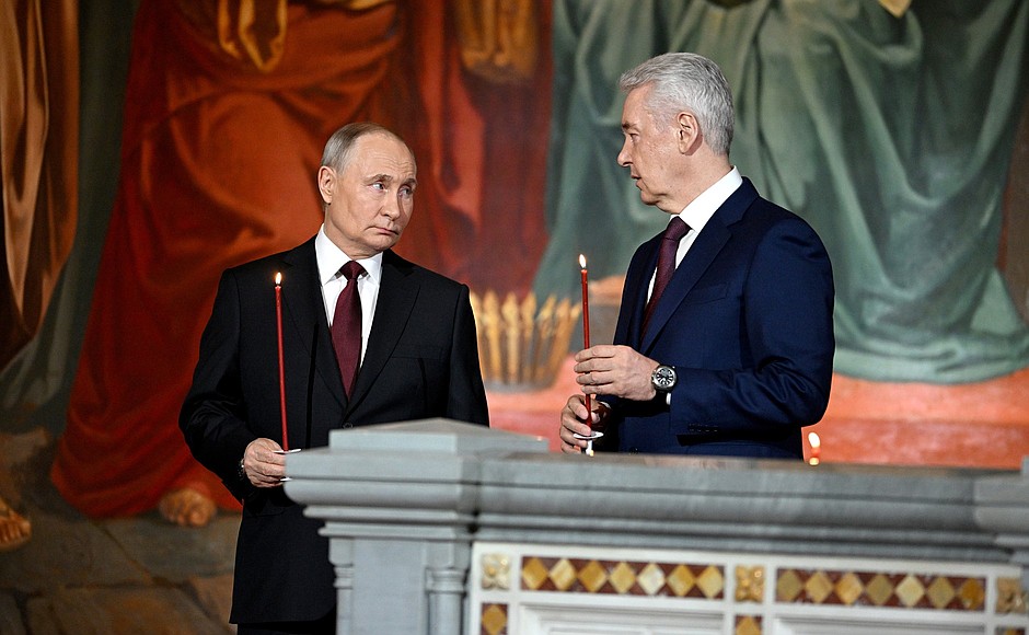 Владимир Путин поздравил православных с праздником Пасхи