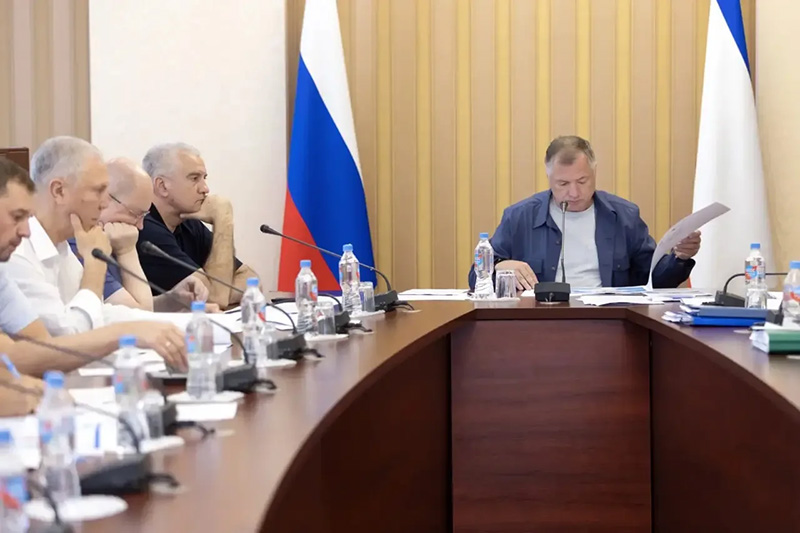 Марат Хуснуллин провел совещание по подготовке Крыма и Севастополя к отопительному сезону