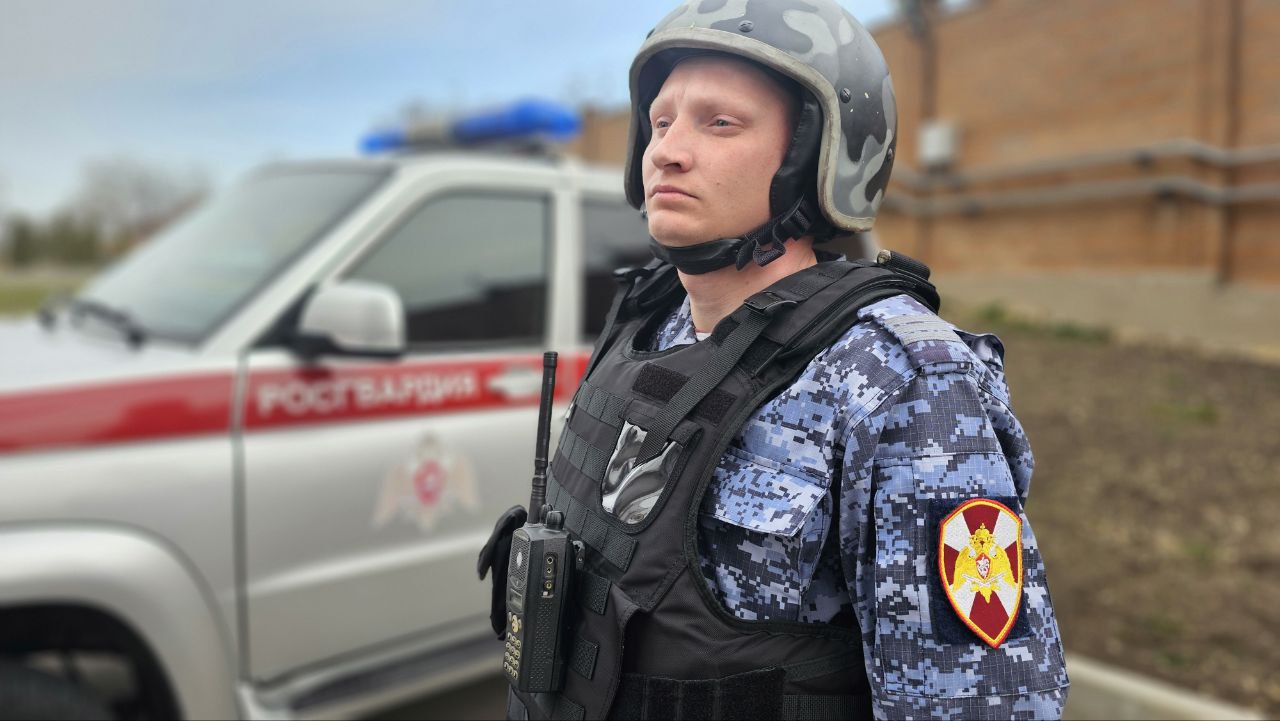 В Севастополе посетитель ветклиники ругался матом и прятался от воображаемых террористов