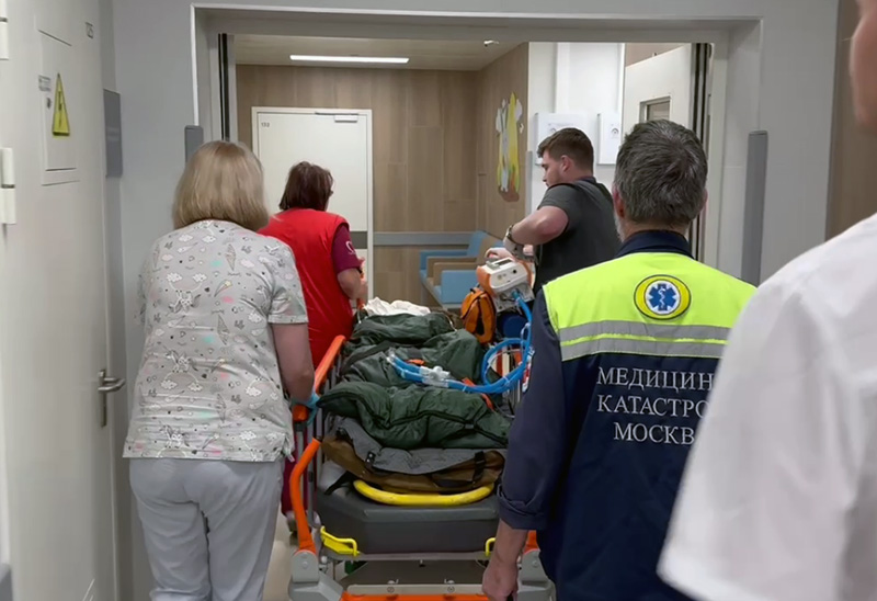 Севастопольский мальчик, упавший в 17-метровый колодец, доставлен в Клинику доктора Рошаля
