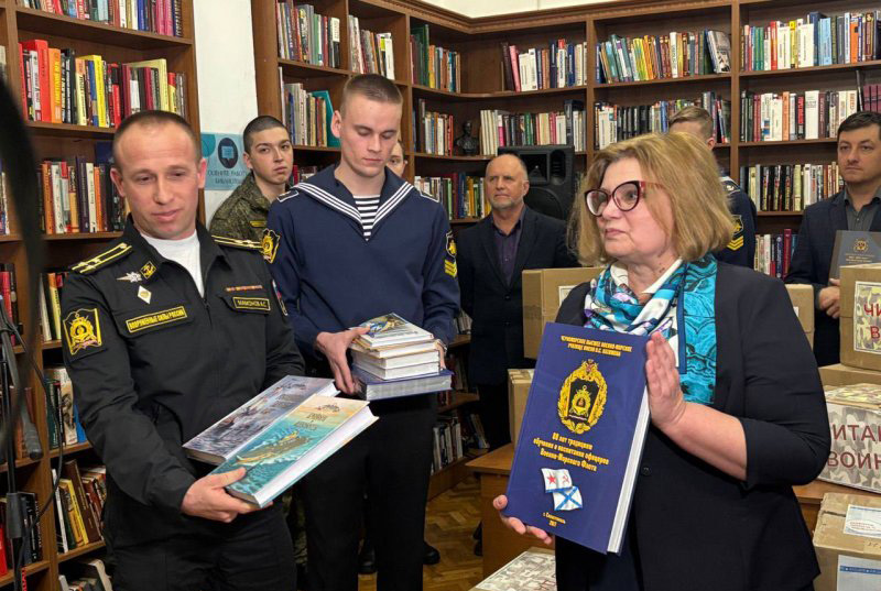 Севастополь присоединился к 9-й Общероссийской акции «Дарите книги с любовью»