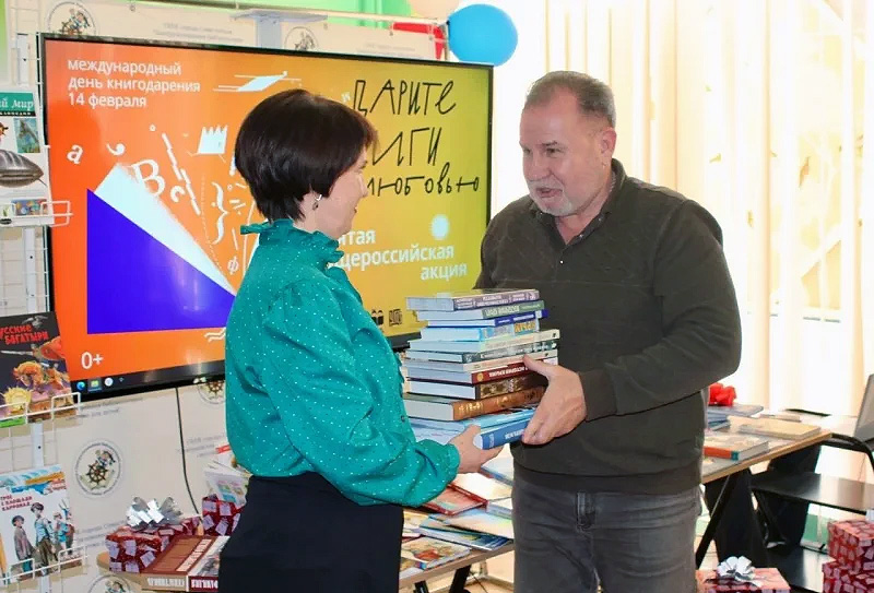 Севастополь присоединился к Общероссийской акции «Дарите книги с любовью»