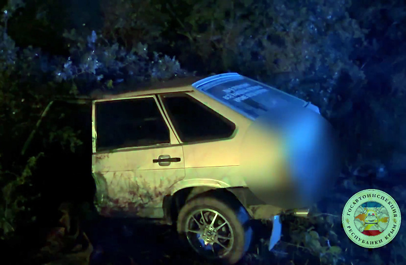 В Крыму в ДТП с опрокидыванием авто погиб водитель (ВИДЕО)