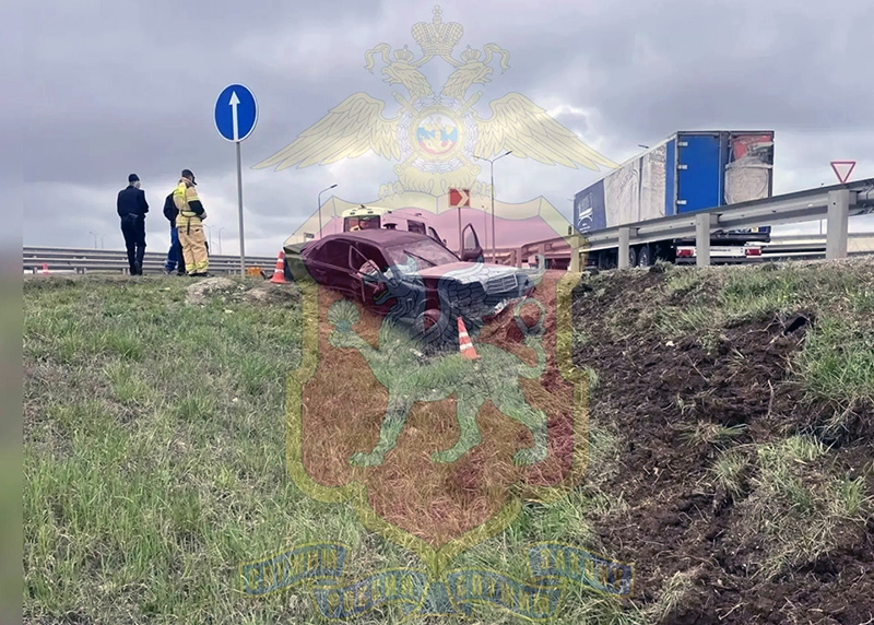 В ДТП в Симферопольском районе погиб пассажир Mercedes, водитель — в больнице