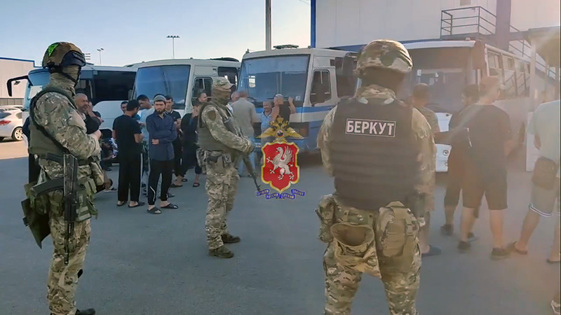В Севастополе выявили еще восемь нелегальных мигрантов (видео)