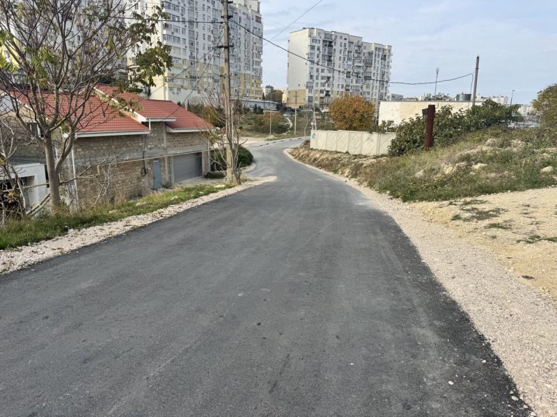 В районе Рыбацкого Причала отремонтировали полукилометровый участок дороги