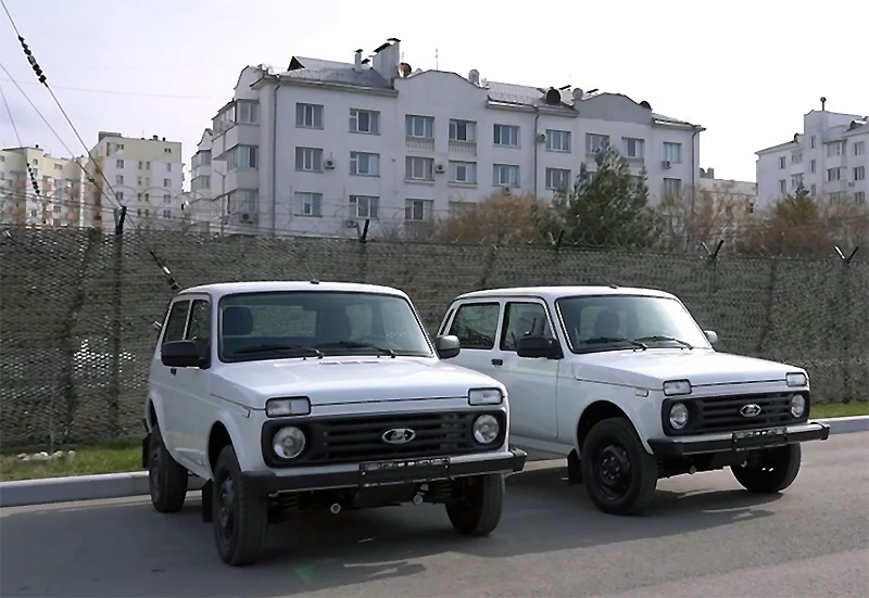 810-й бригаде морской пехоты два новых автомобиля «Нива»