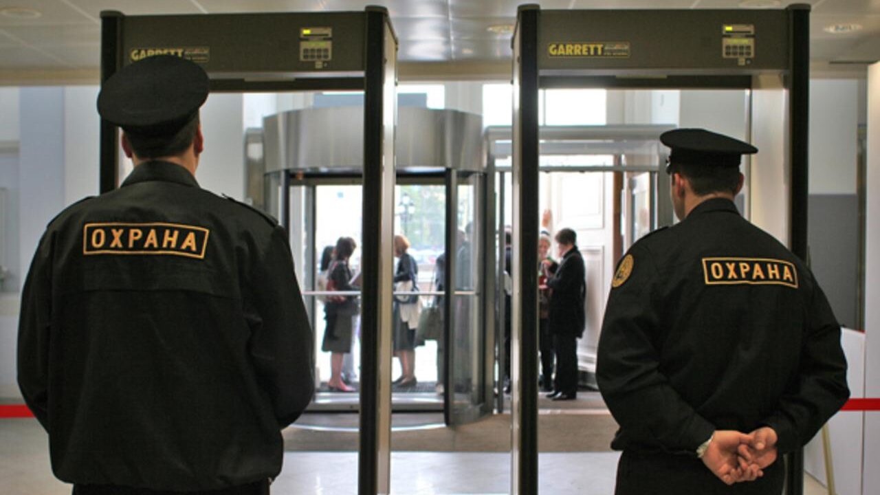 В Госдуме предлагают создать рейтинг организаций, охраняющих школы
