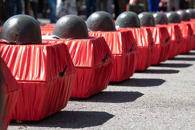 В Севастополе перезахоронили останки 261 бойца — защитников и освободителей города (ФОТО)