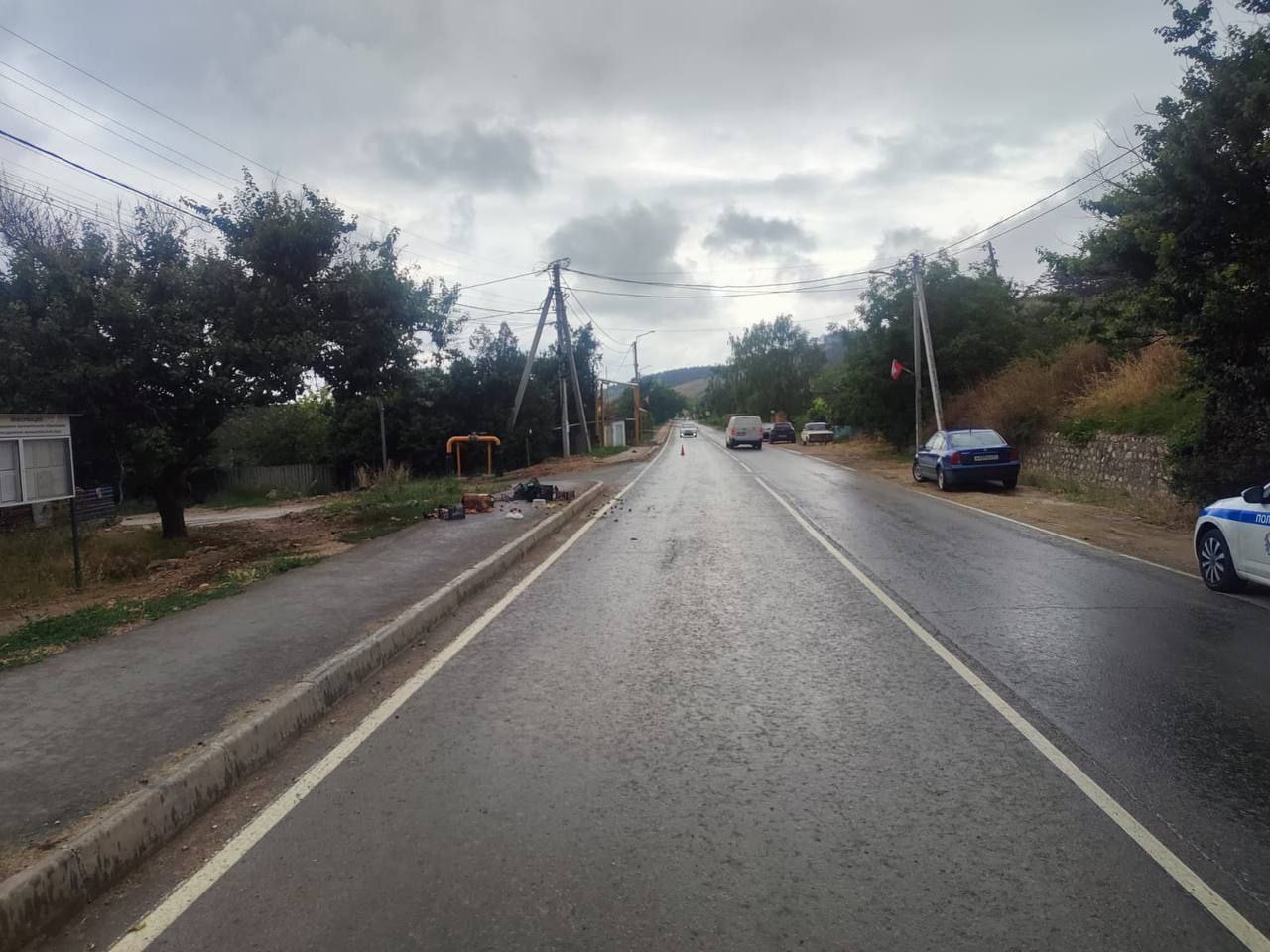 Пьяный водитель под Севастополем сбил на тротуаре двух пешеходов 