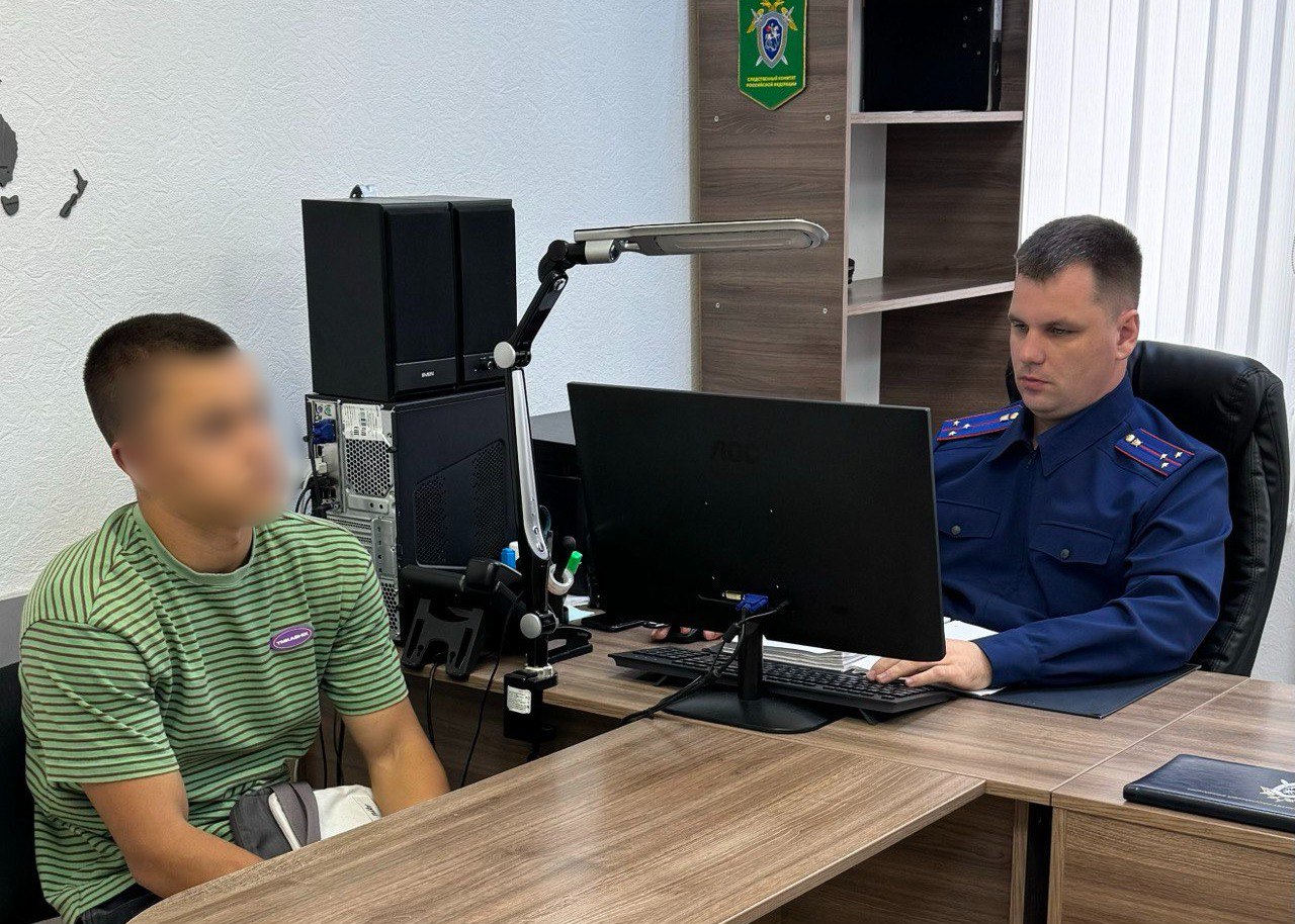 У фигурантов дела об издевательствах над мужчиной в Симферополе провели обыски