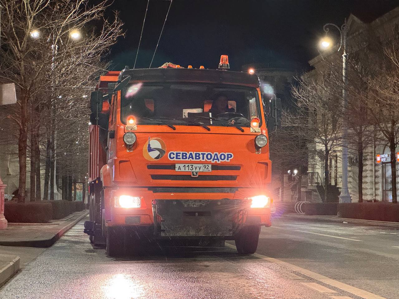 «Севастопольский Автодор» перешел на усиленный режим зимнего содержания дорог