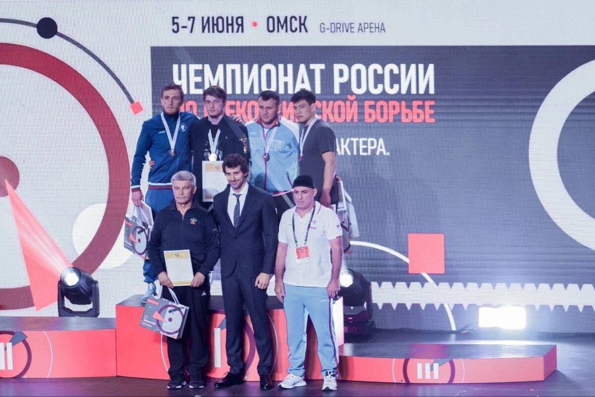 Севастопольские спортсмены завоевали медали на чемпионате России по греко-римской борьбе (ФОТО)