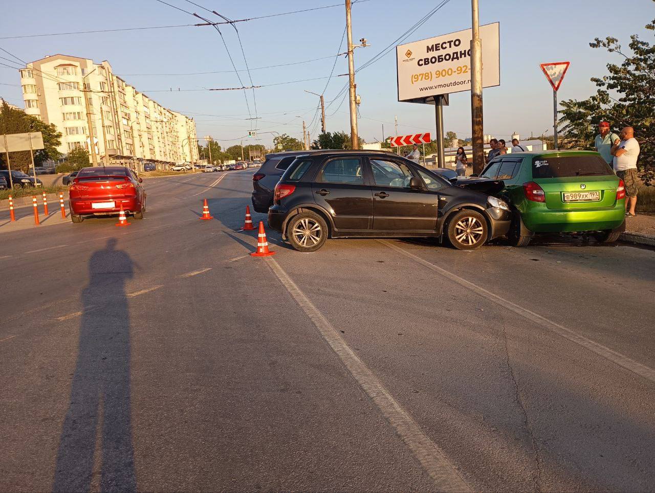 Двухмесячный ребенок попал в больницу после массового ДТП в Севастополе (ФОТО)