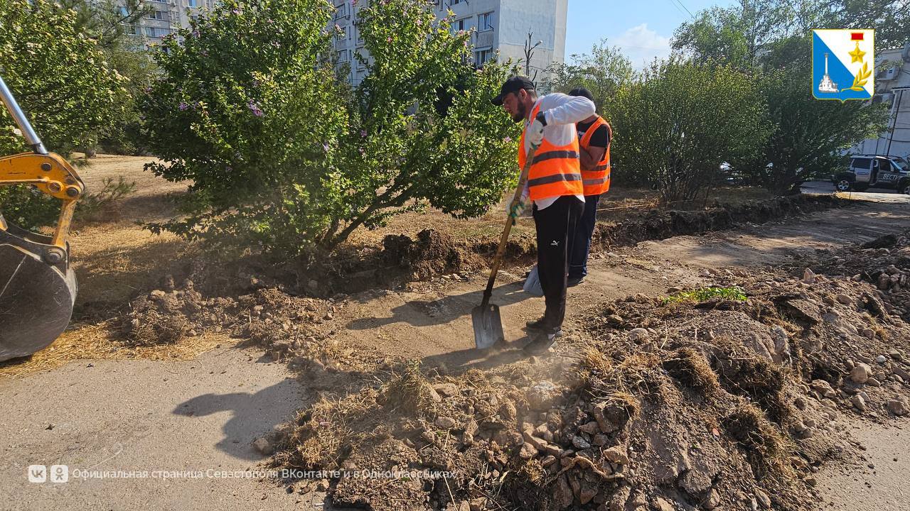 Пешеходную дорожку обустроят у школы № 15 в Севастополе