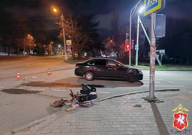 Самоуверенный севастопольский подросток на питбайке стал виновником ДТП