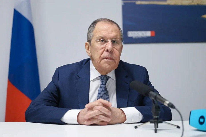 Лавров заявил, что Крым мог бы остаться украинским