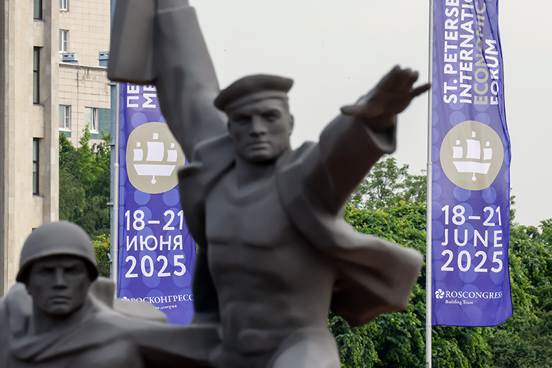 На ПМЭФ участниками форума подписано свыше тысячи соглашений