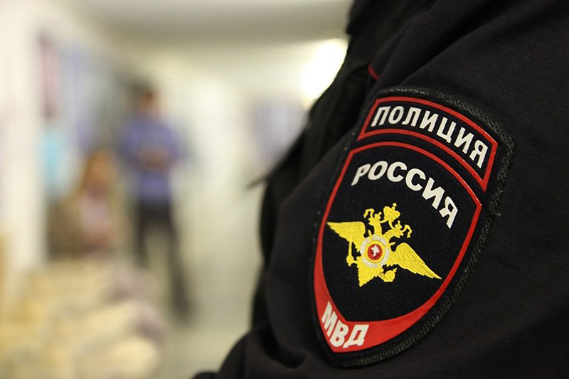Севастопольские полицейские задержали голого неадеквата