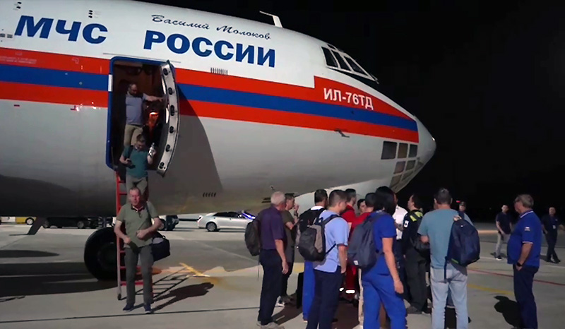 В Севастополь прибыла сводная бригада медиков