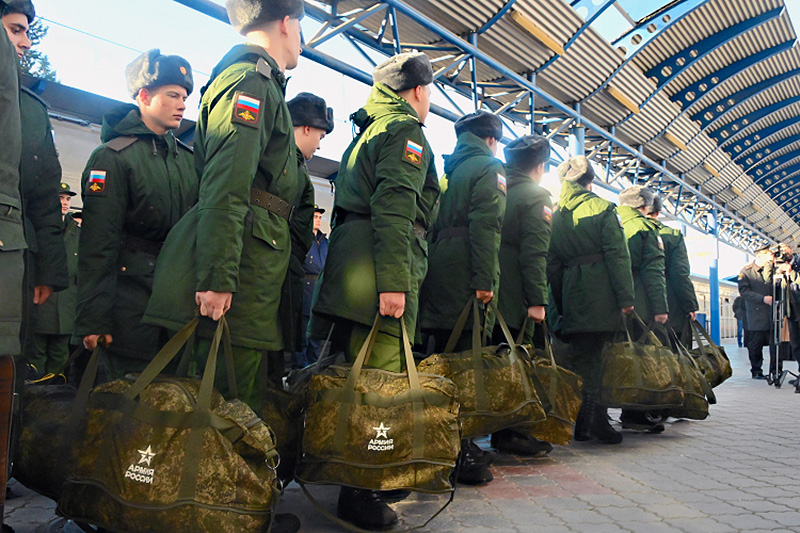 В Севастополе проходит акция «День призывника»