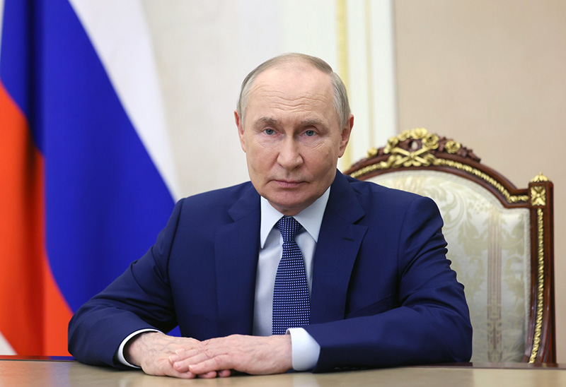 Владимир Путин поздравил сотрудников органов следствия с профессиональным праздником (ВИДЕО)