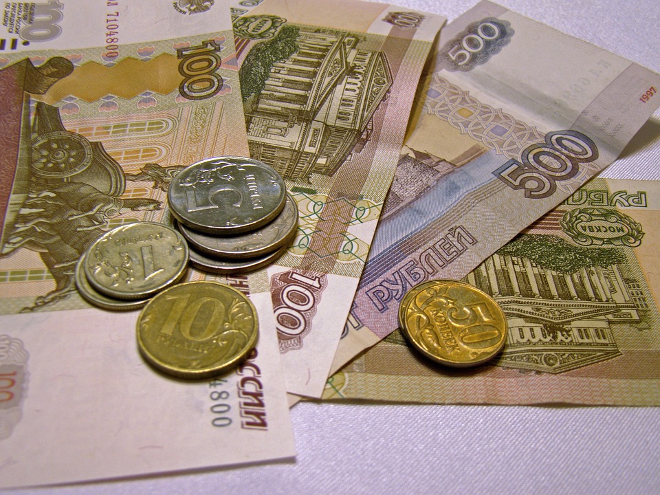 На сколько в России повысят социальные пенсии