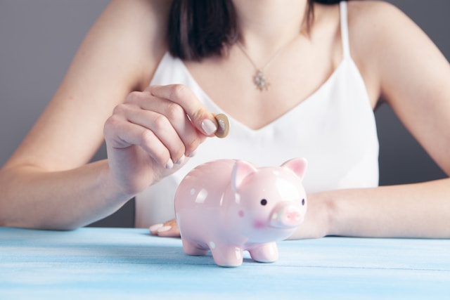 НДФЛ с процентов по вкладам в 2025 году: как рассчитать и заплатить