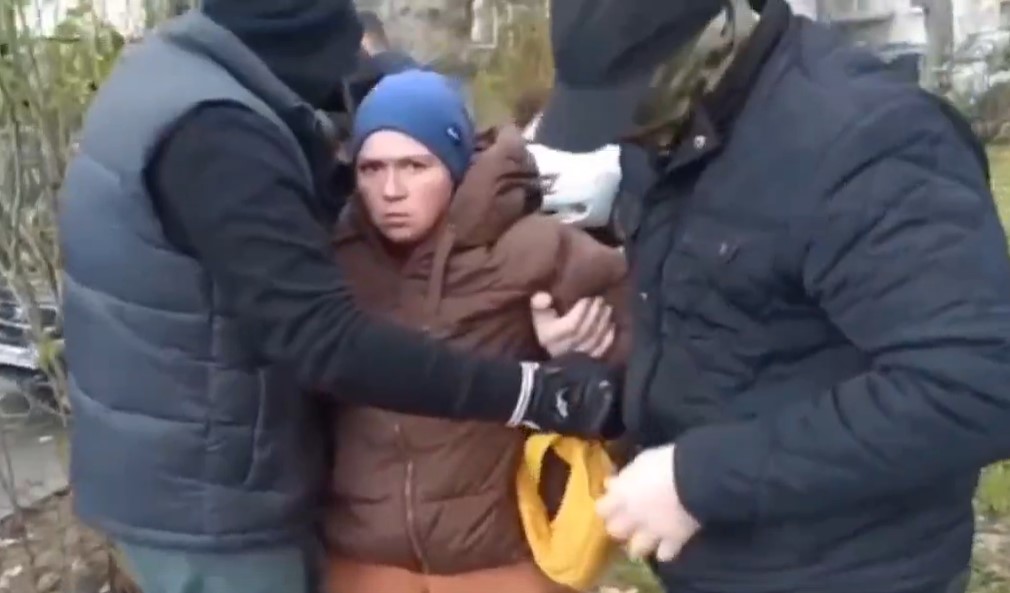 Жительница Севастополя приговорена к колонии за сотрудничество со спецслужбами Украины