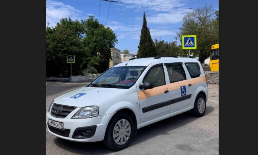 «Социальным такси» в Севастополе ежедневно пользуются до 60 человек