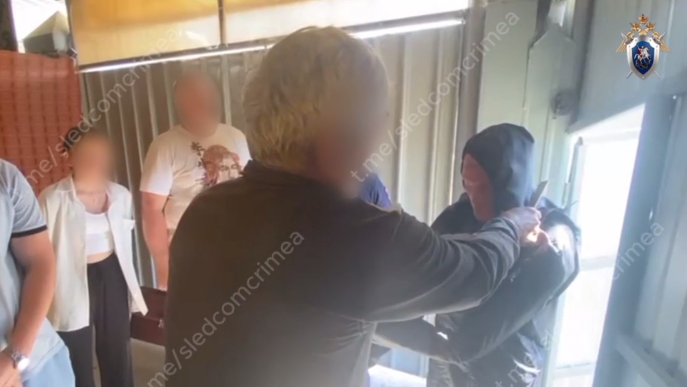 Крымчанин убил сестру и пытался застрелить ее мужа