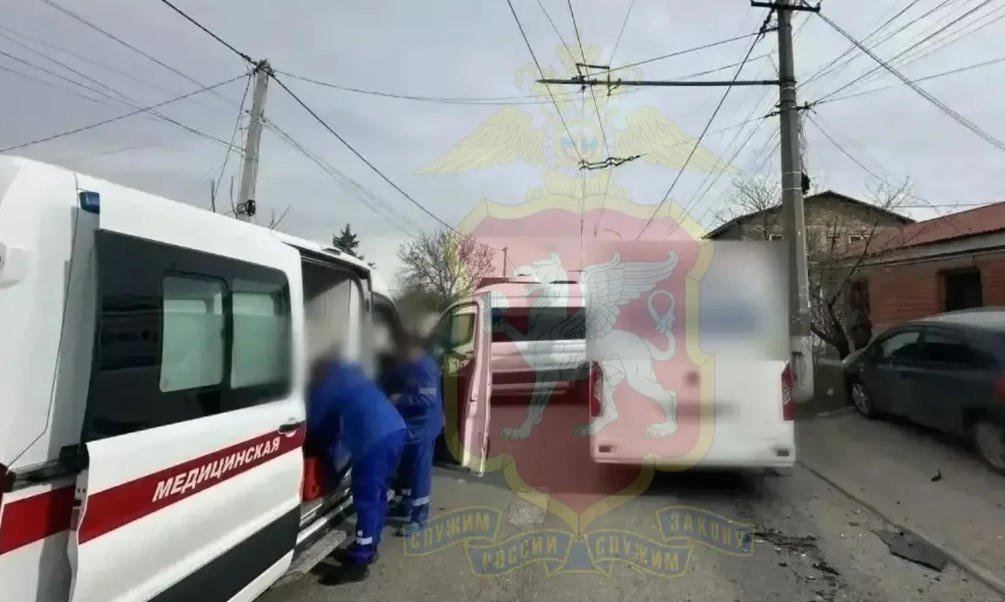 Три пассажира маршрутки пострадали в ДТП в Симферополе