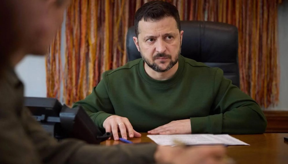 Украинский депутат заявил о панике в офисе Зеленского из-за недовольства граждан