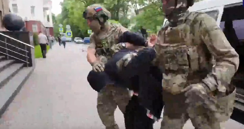 Задержанный украинский агент сообщил, что Киев планировал диверсии на прикрывающей Крымский мост системе ПВО 