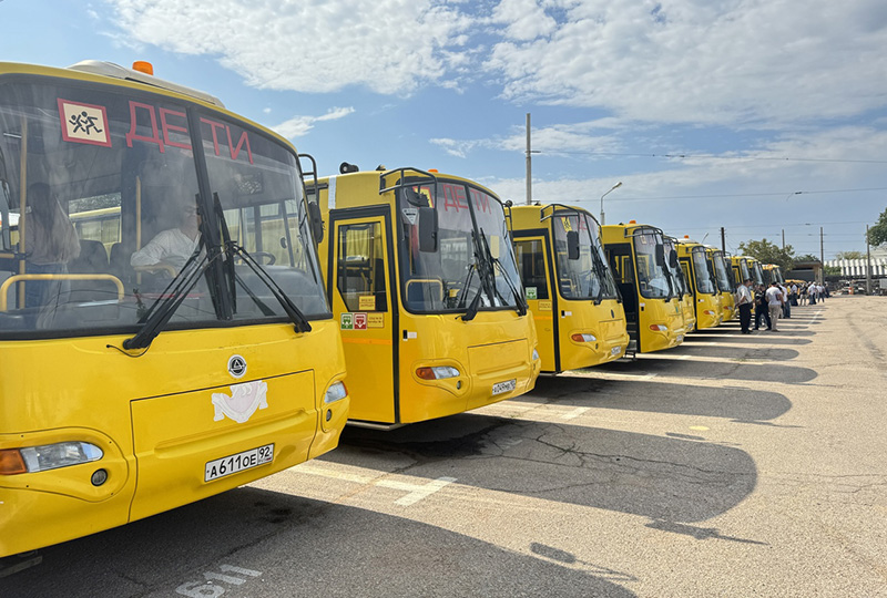 В Севастополе автоинспекторы проверили готовность автопарка школьных автобусов (видео)