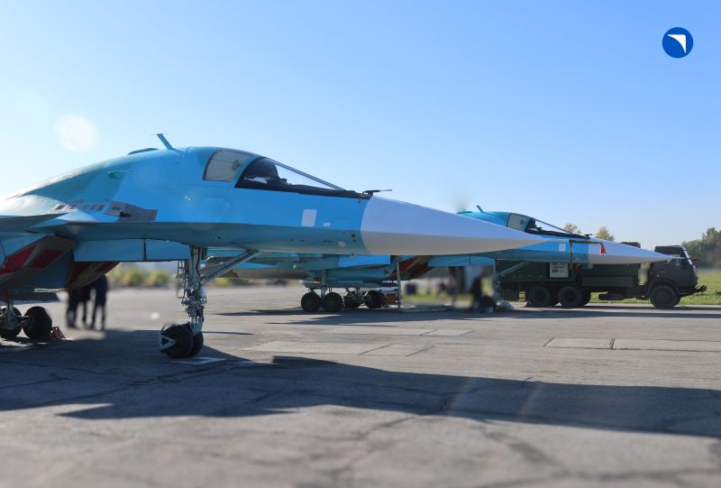 ОАК передала Минобороны партию истребителей-бомбардировщиков Су-34