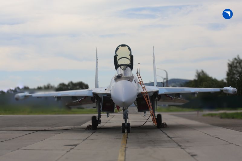 ОАК передала в войска партию самолетов Су-35С