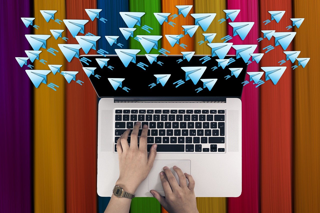 Мошенники начали действовать в Telegram от имени «Почты России»
