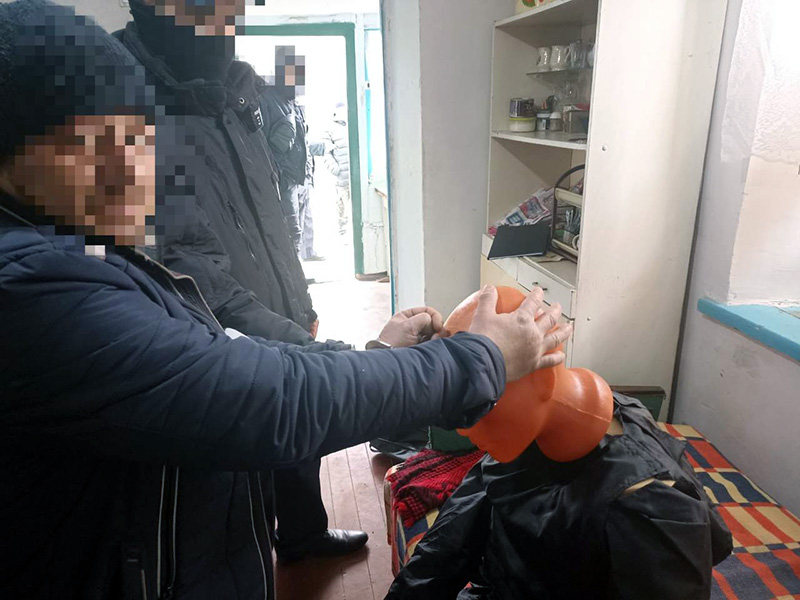 Избивший до смерти свою мать крымчанин восемь лет проведет в колонии