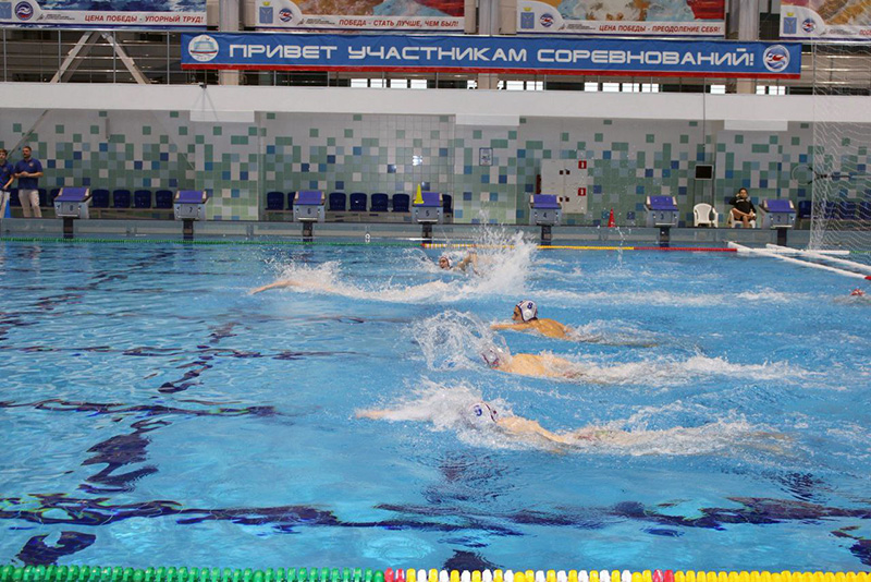 Севастопольские ватерполисты (U-18) стартовали в первенстве России